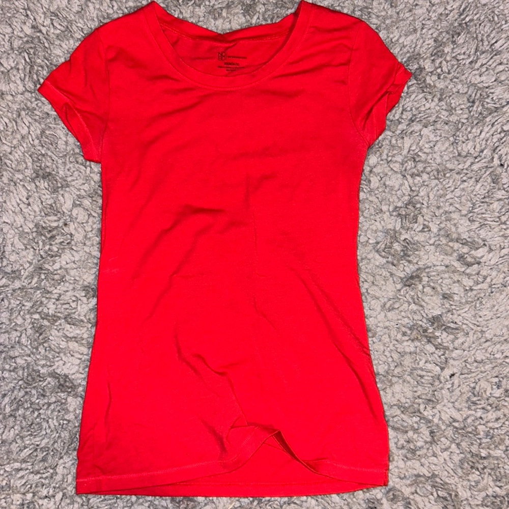 red tee shirt size XS